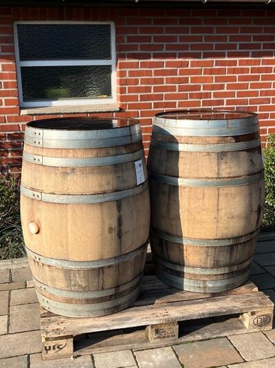 H: ca. 96 cm Ø: 62 cm / Weinfass 225 Liter