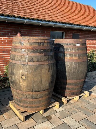 H: ca. 128 cm Ø: 80 cm / Weinfass 500 Liter